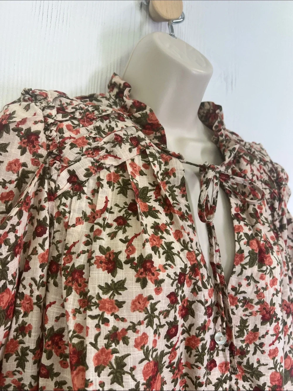 Free People - Meant To BE Vintage Floral Long Sleeve Button Down Blouse Size M